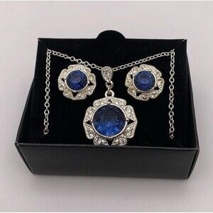 Avon Colletta Necklace And Earrings Gift Set Blue Stone Silver Tone Original Box